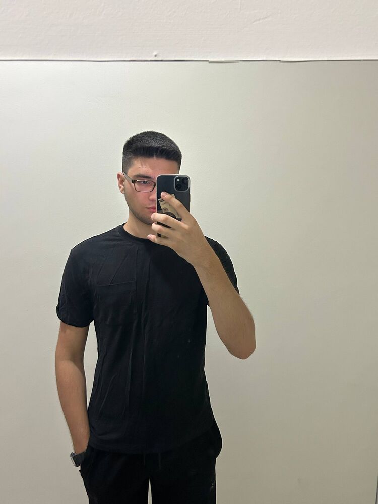  ,   Ahmet, 20 ,   ,   