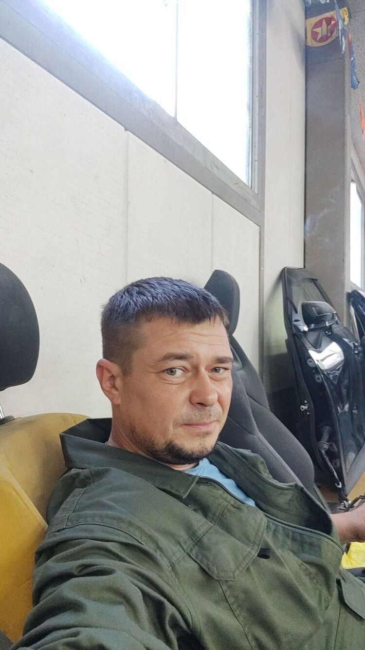  ,   Vladimir, 40 ,   ,   