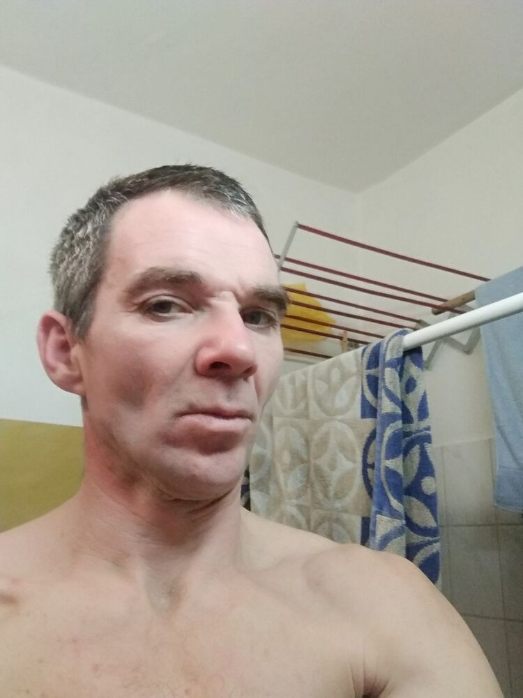  ,   Robert, 48 ,   ,   , c 