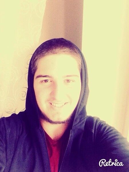  5425297  Irakli, 29 ,    