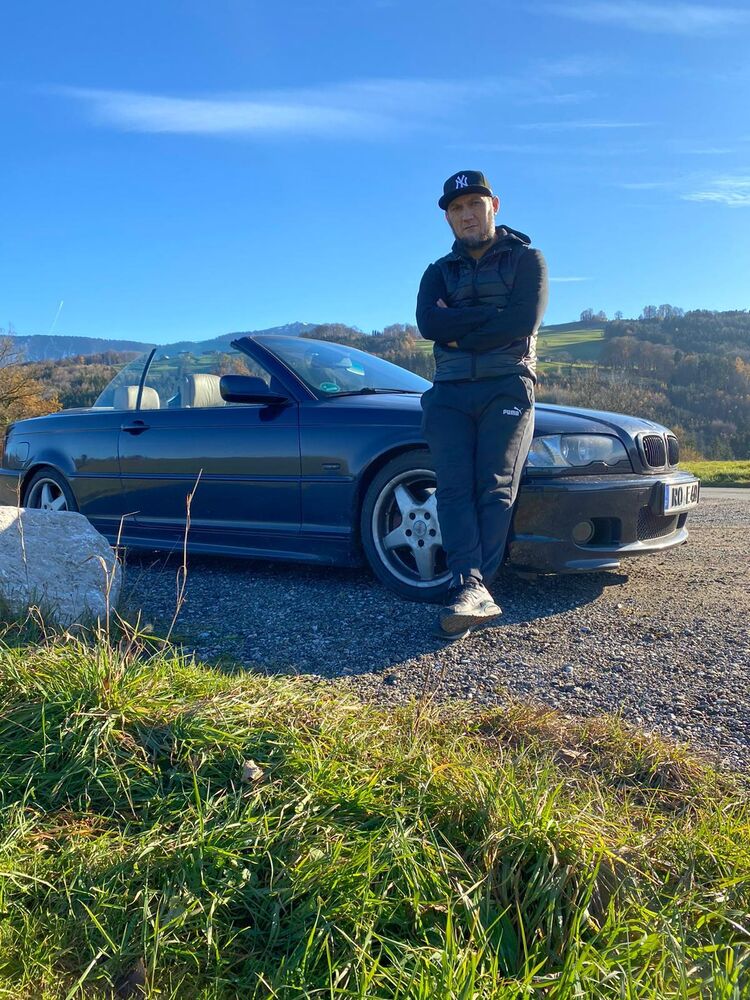  28117327  , 45 ,    