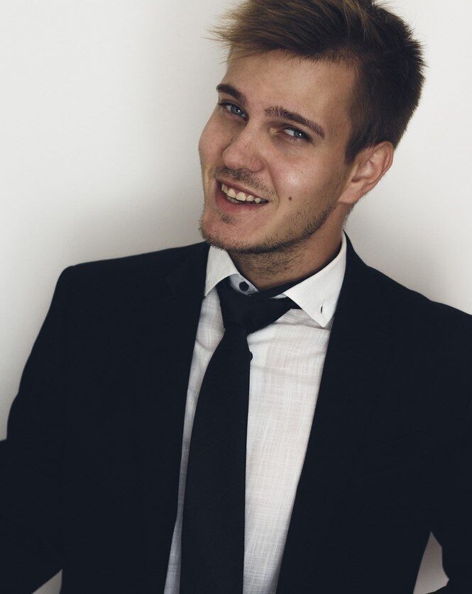  ,   Andrij, 30 ,   ,   