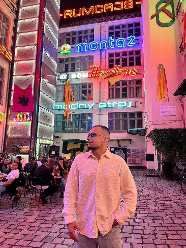  54473347  Dima, 24 ,    