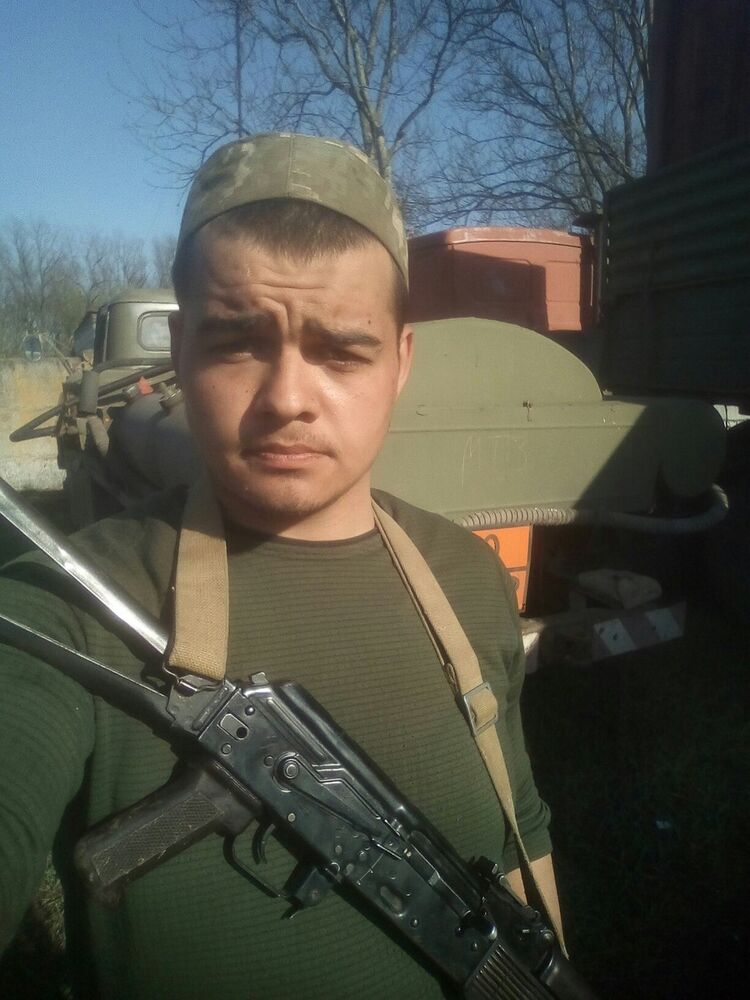  ,   Vlad, 29 ,   