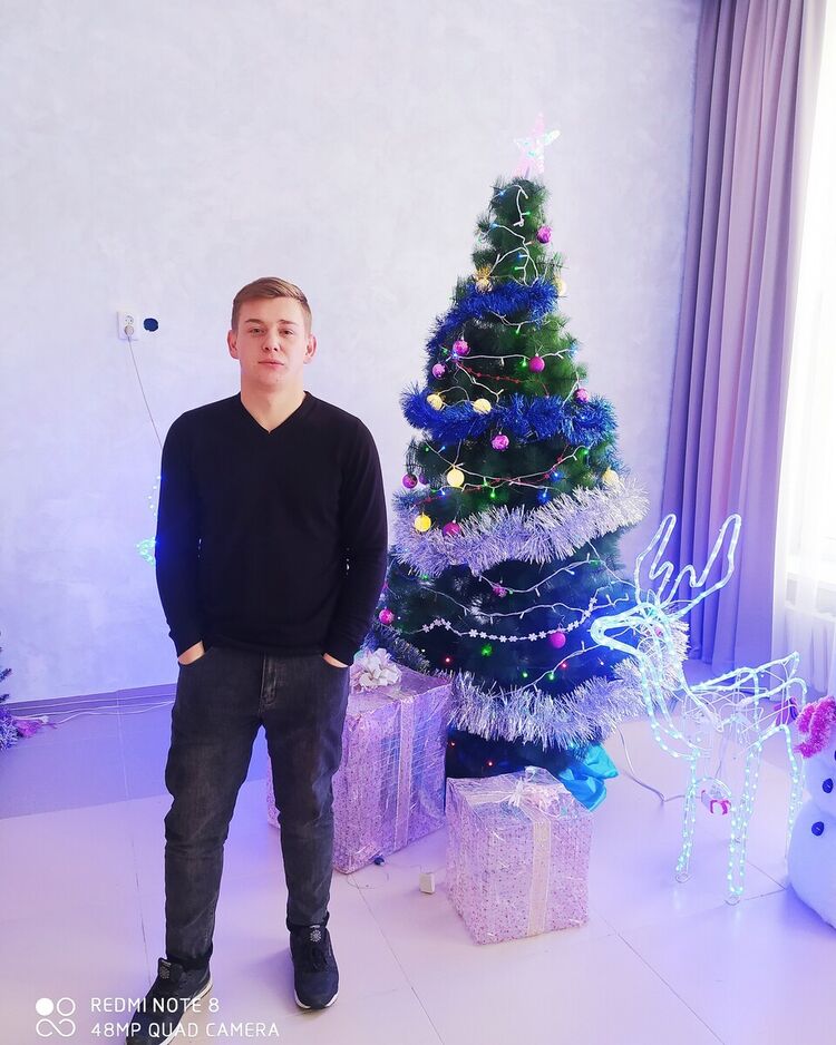  22412997  Sergey, 24 ,    