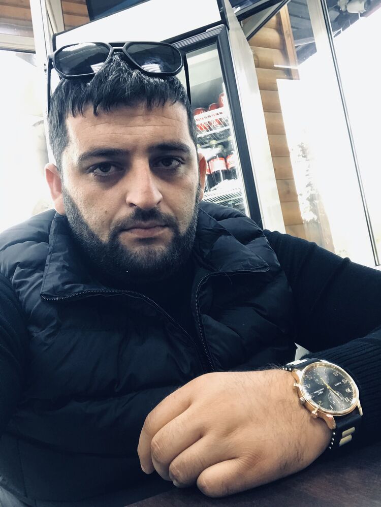  38818847  , 33 ,    --