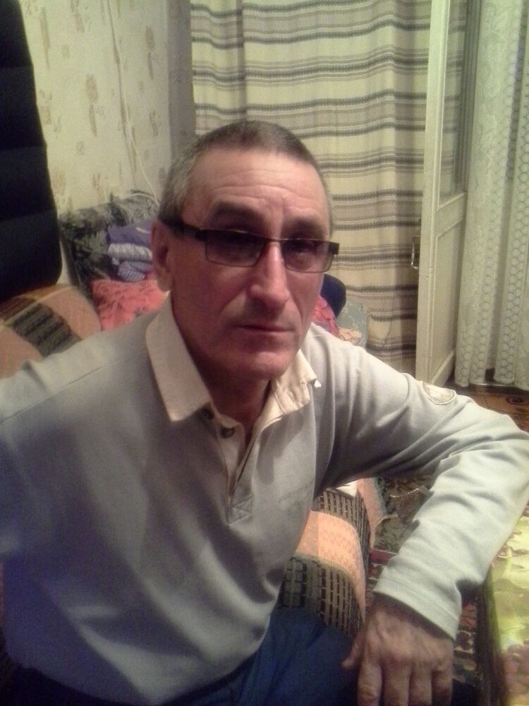  5904237  Farit, 76 ,    