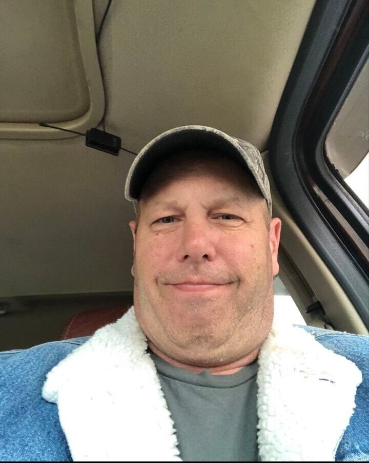  47088117  Alexander, 55 ,    Keluang