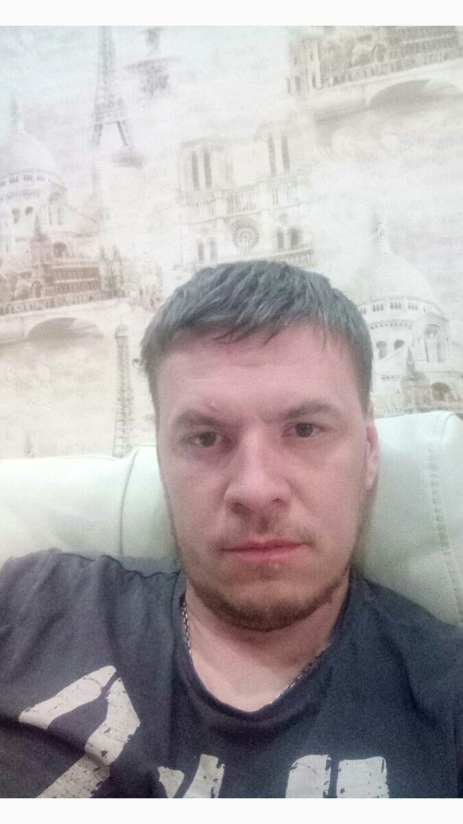  9684347  Aleks, 40 ,     