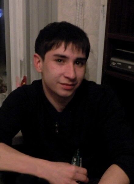  4064717  Airat, 34 ,    