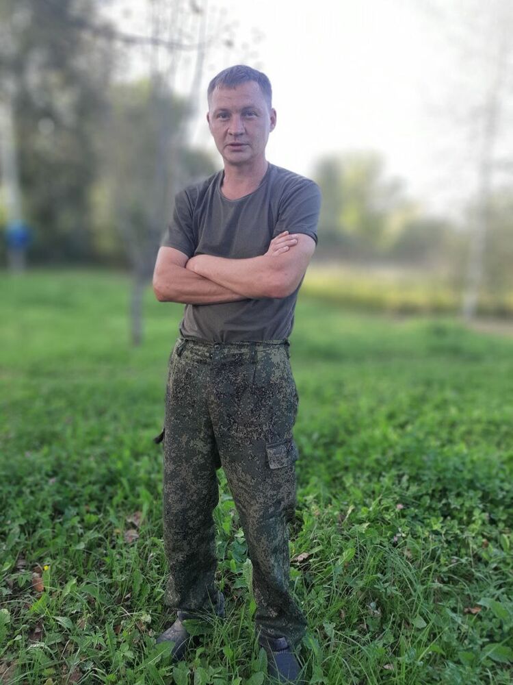  53553247  Pavel, 40 ,    