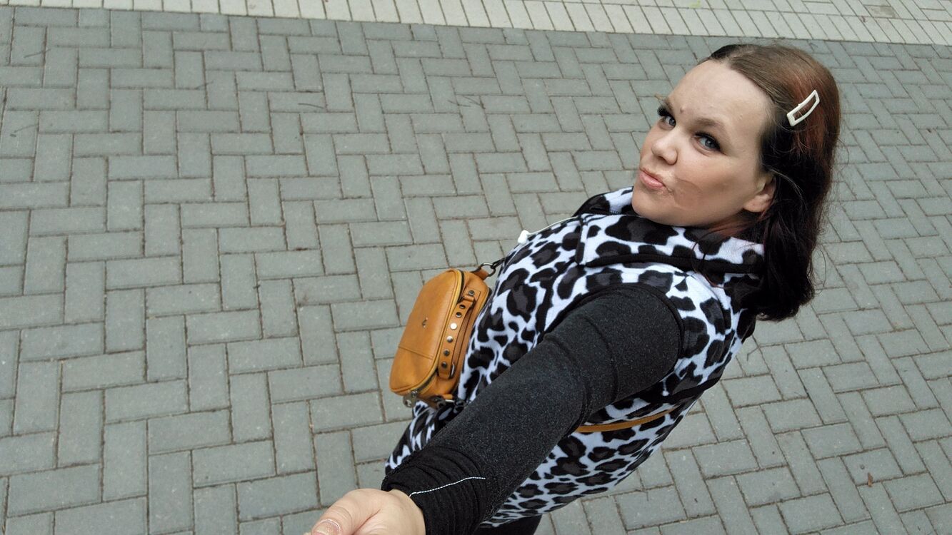  24051717  , 32 ,    -