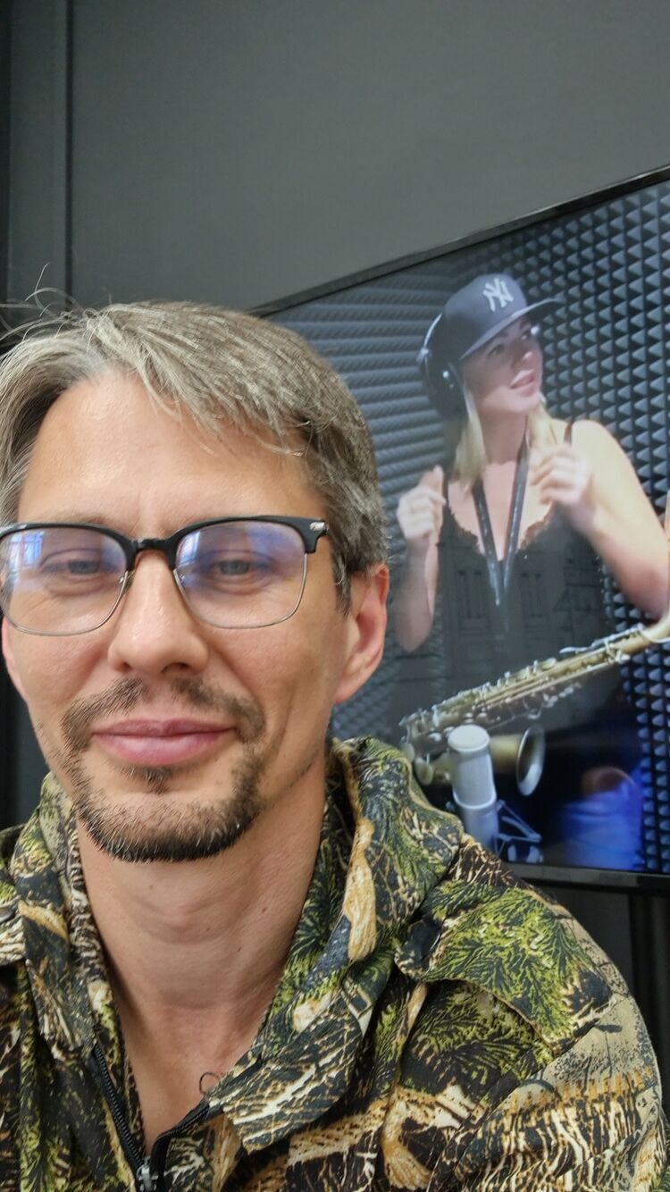  ,   T IGOR, 35 ,   ,   , c , 