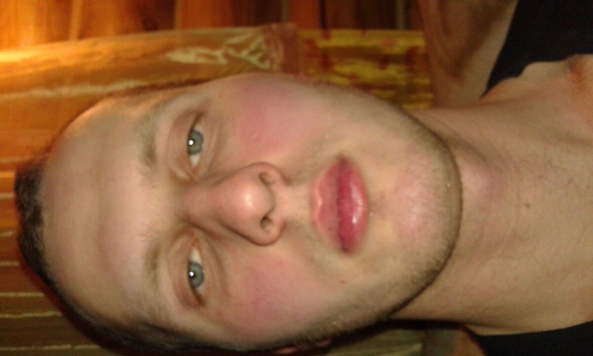  5479397  Jurij, 39 ,    