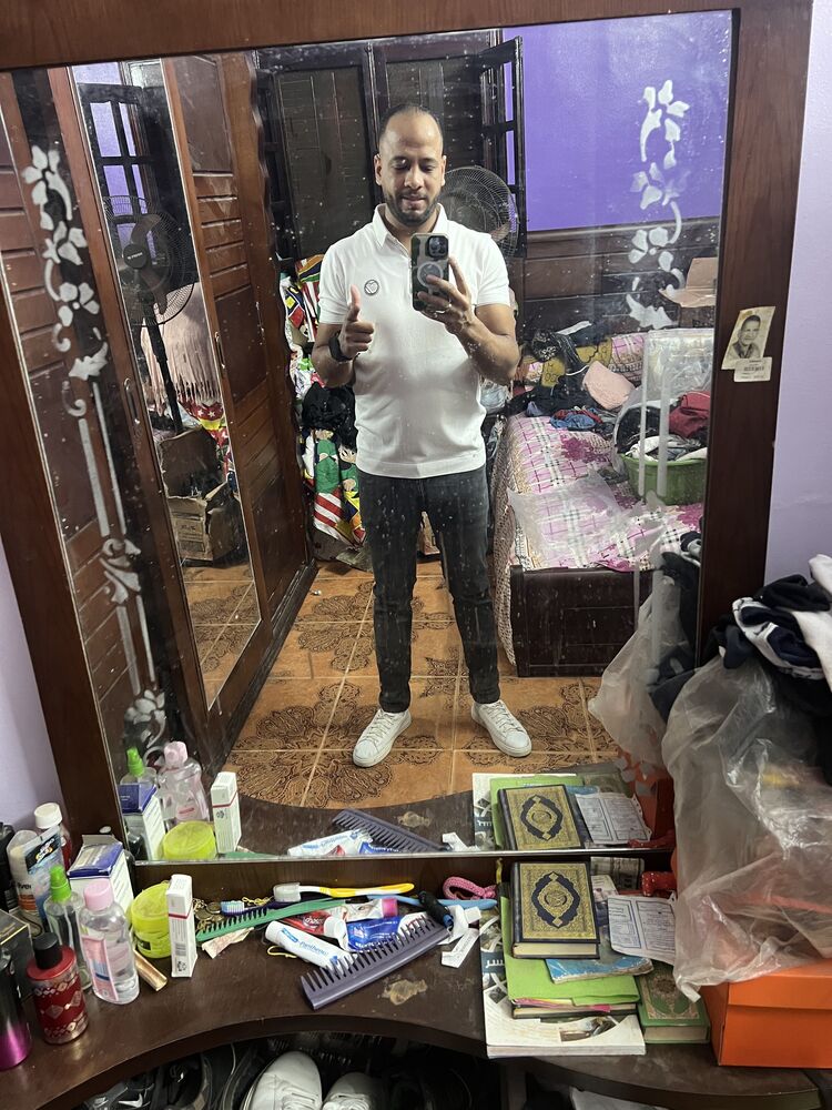  34977427  Khaled, 36 ,    