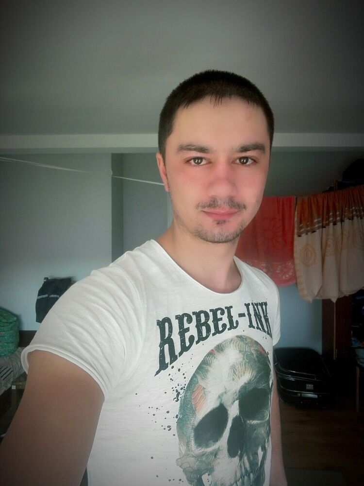  ,   Ellan, 32 ,   ,   , c 