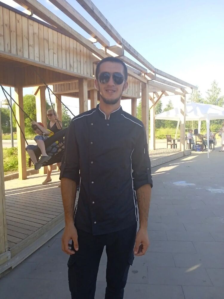  ,   Alex, 29 ,   ,   , c , 