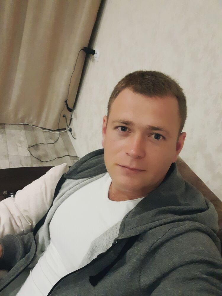  28579577  , 32 ,    