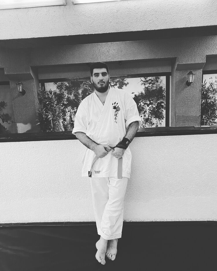  32844607  Edgard, 23 ,    