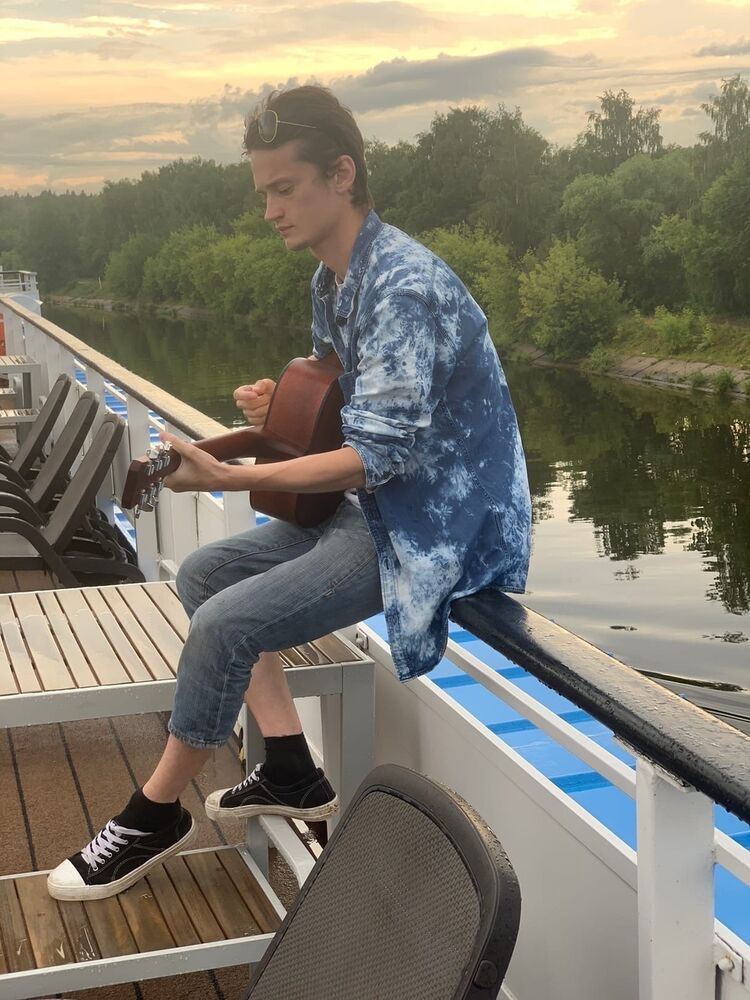  ,   , 24 ,   ,   