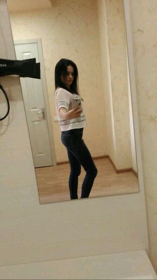  18460847  Meri, 33 ,    