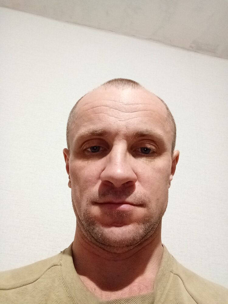  48260977  , 43 ,    