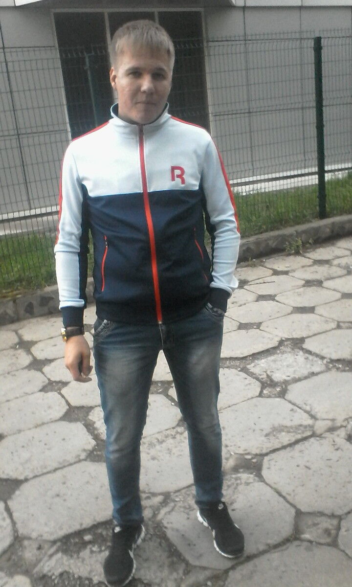  7568017  , 32 ,    