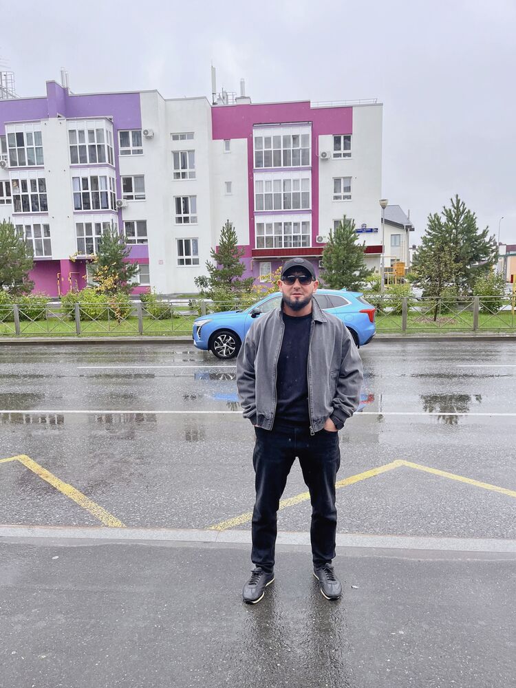  ,   Maga, 34 ,   ,   