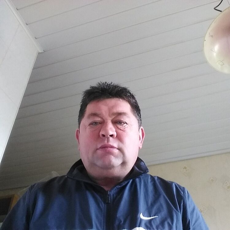  22231627  Eduard, 59 ,    