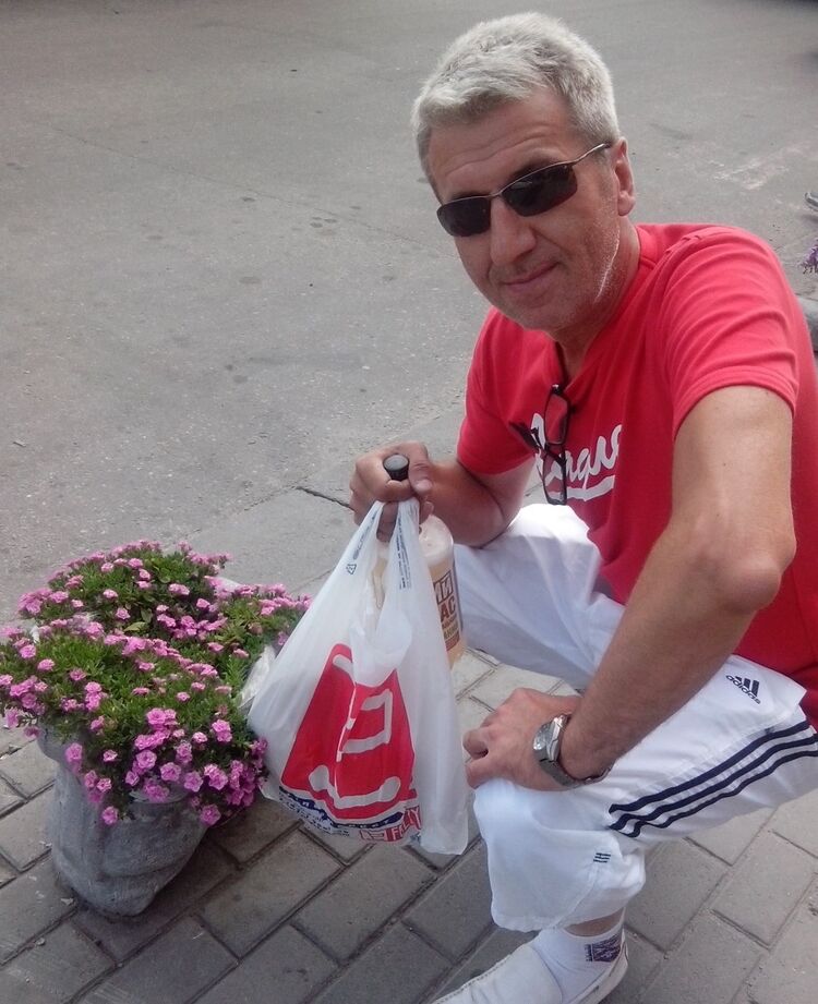  6871357  Grigoriy, 66 ,    