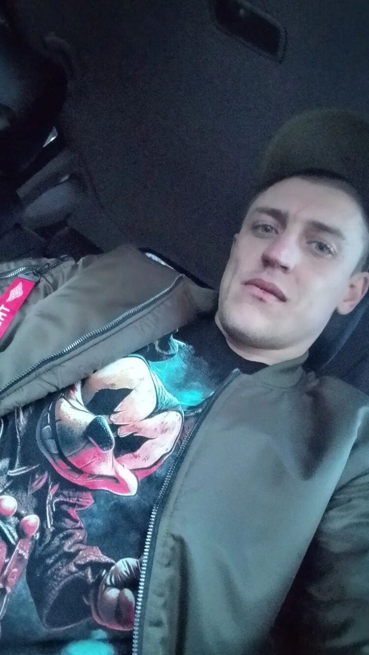  53666227  , 33 ,    --