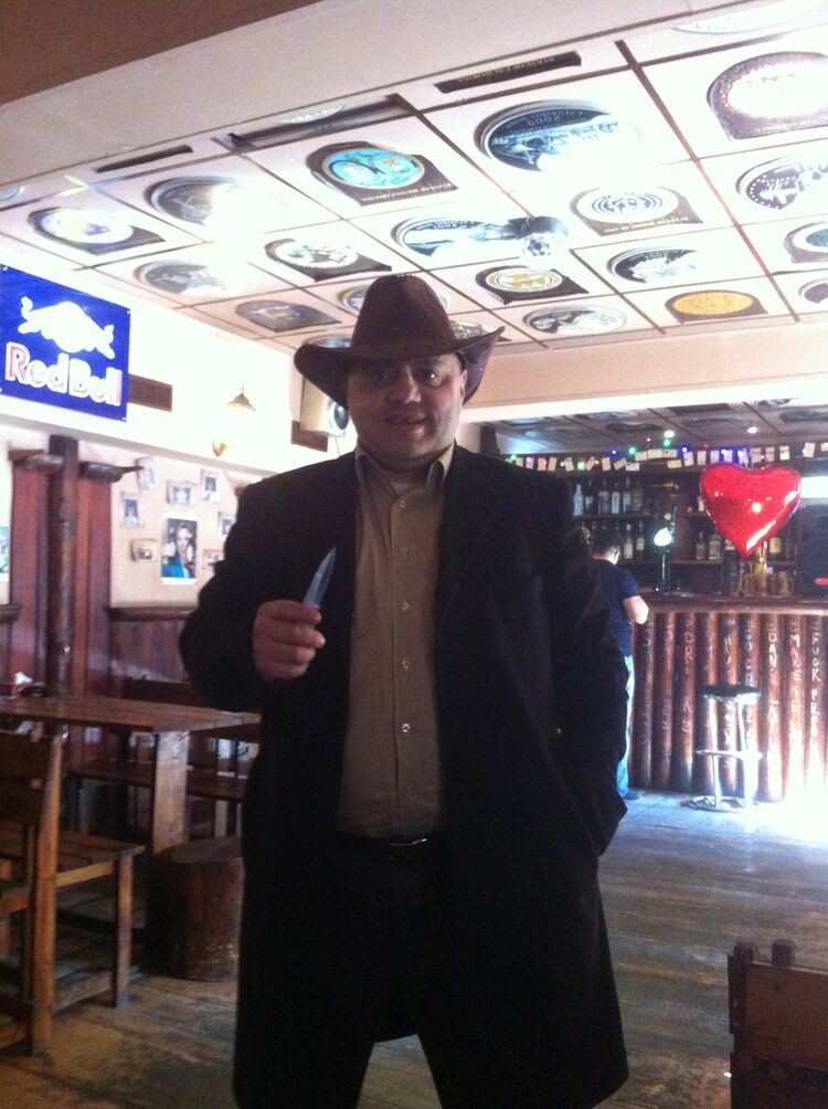  6469017  Suren, 48 ,    