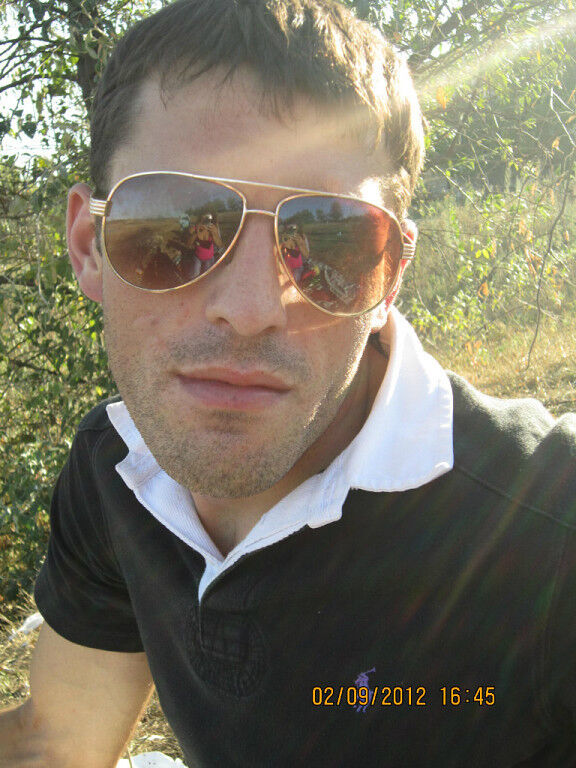  ,   Sergei, 35 ,   ,   , c 