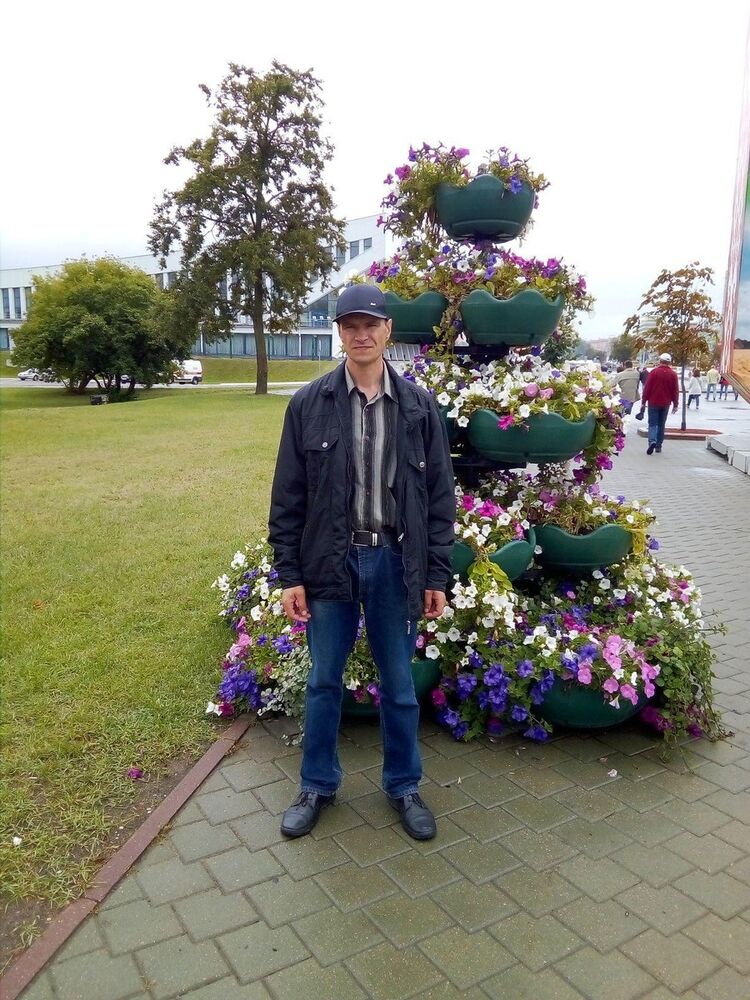  15800487  Nikolai, 47 ,     