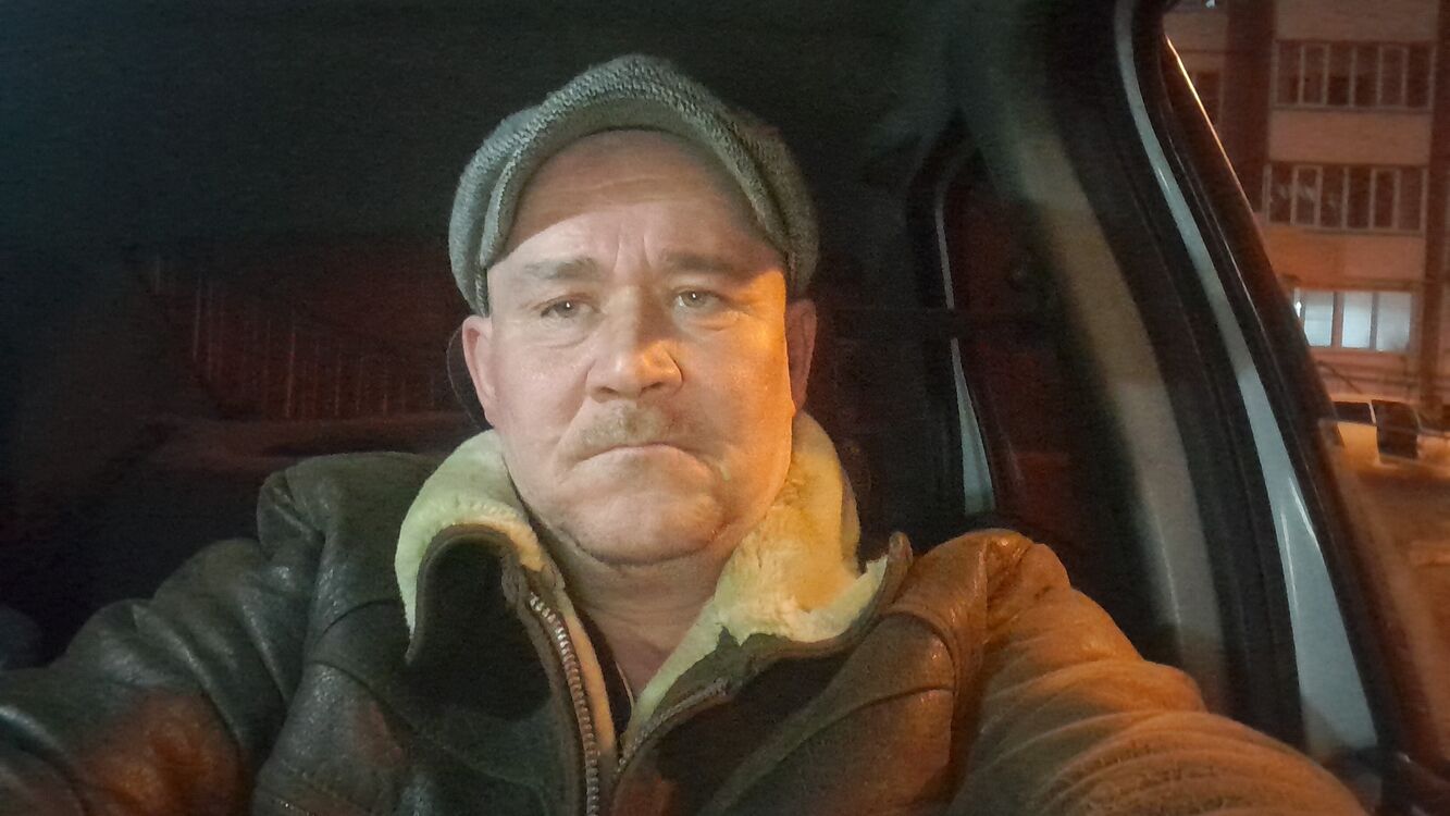  39772187  Evgeny, 48 ,    