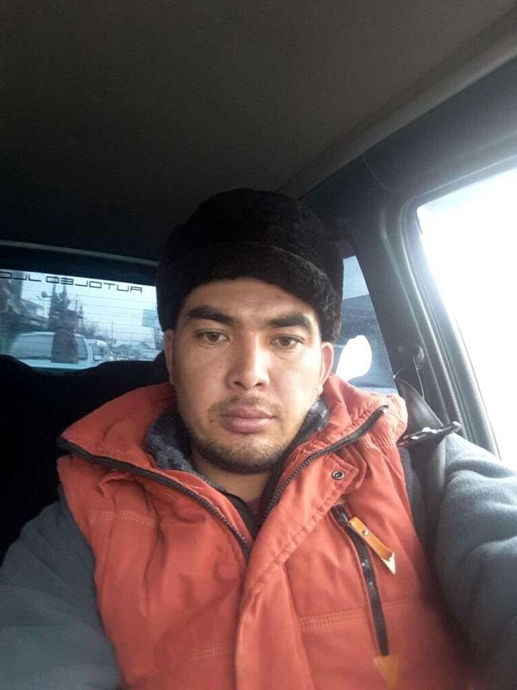  21452467  Timur, 38 ,    -