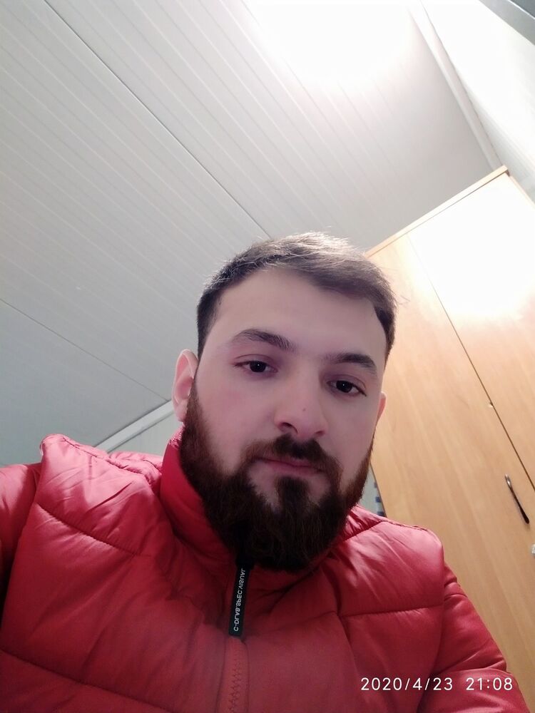  19800607  Nurik, 30 ,    