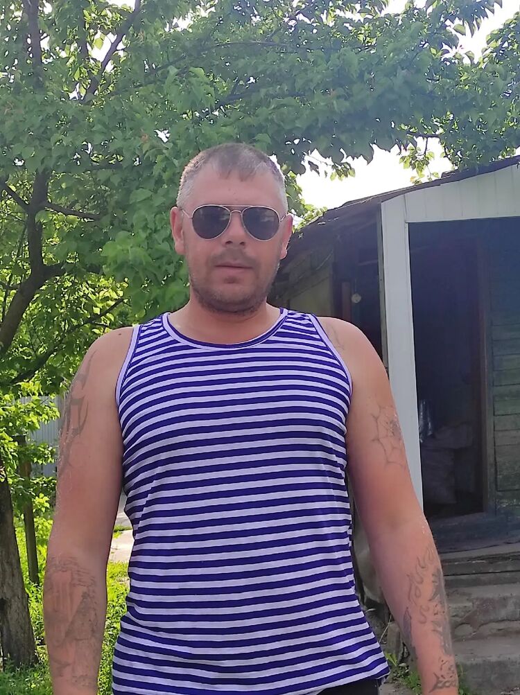  35385077  , 42 ,    