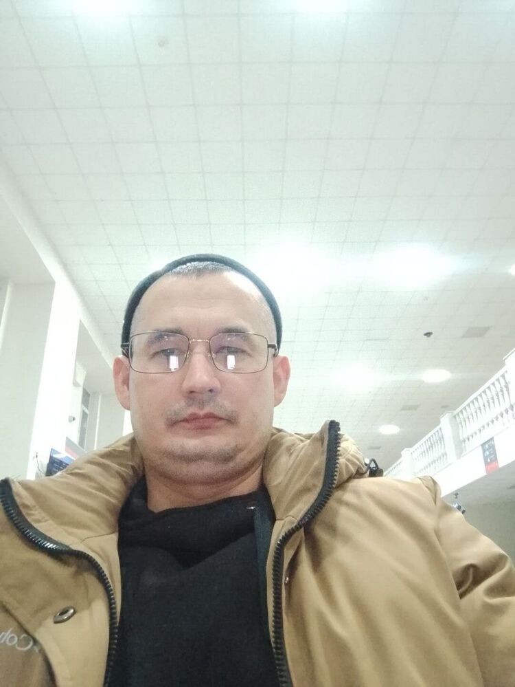  49051747  , 35 ,    