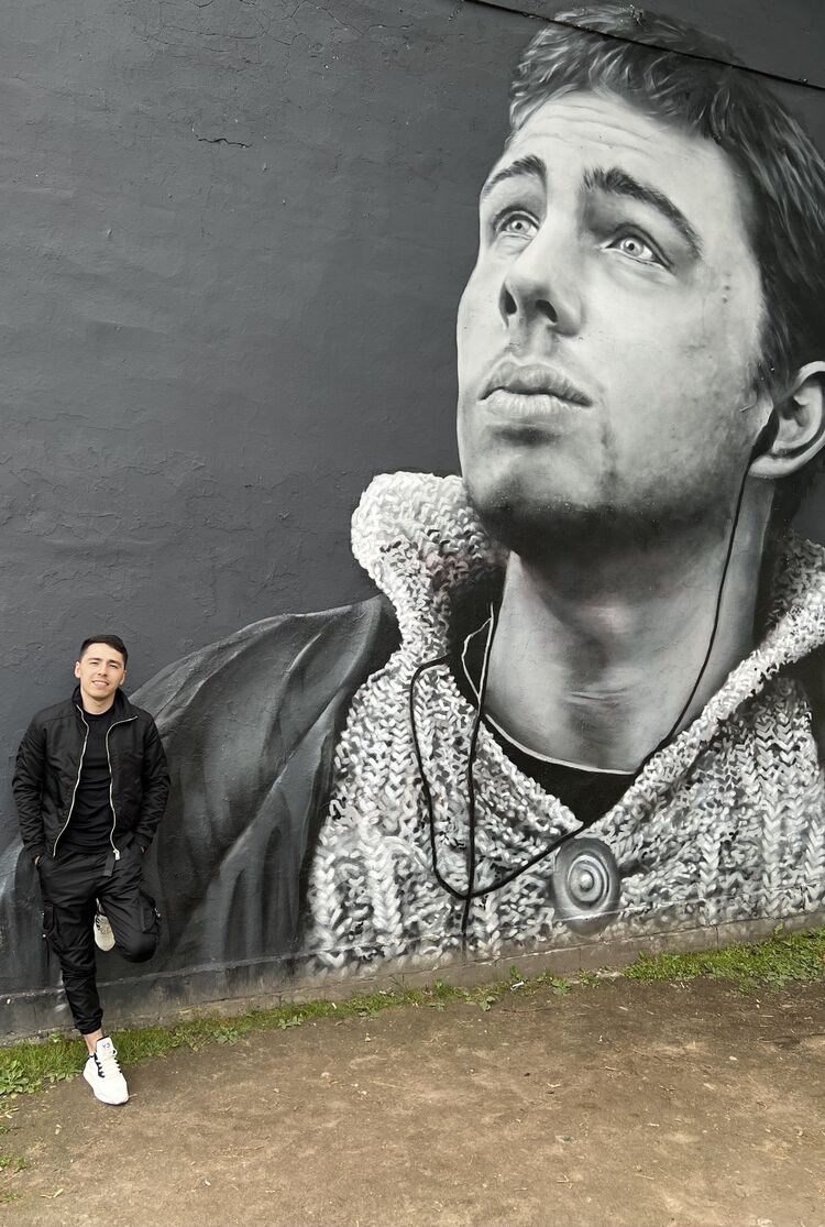  28064757  Shatlyk, 32 ,    