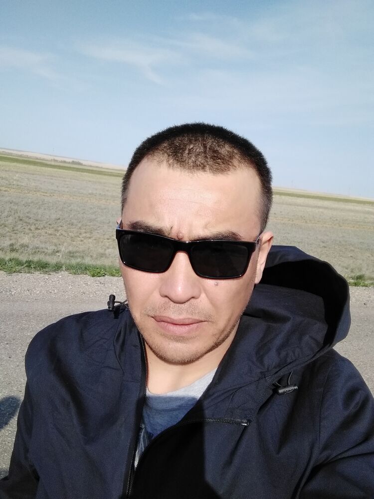  24728577  , 45 ,    
