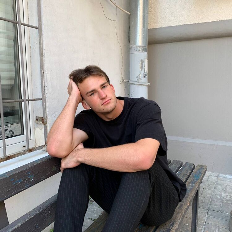 ���� 25073357 ����� �������, 24 ����, ���� ���������� � ������