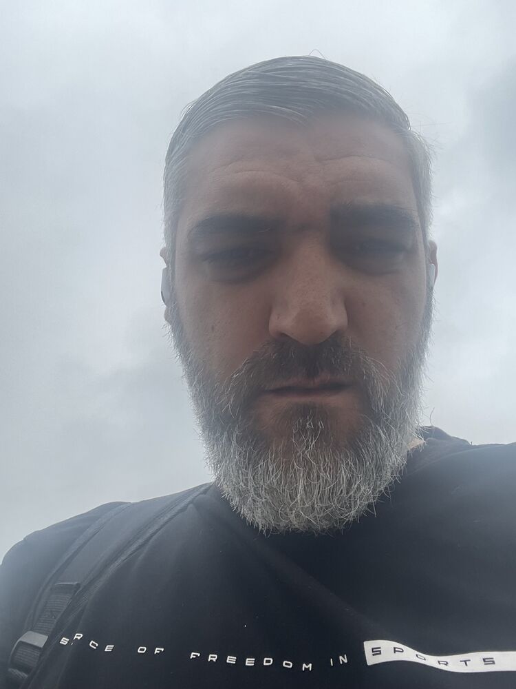  53032417  Arsen, 45 ,    