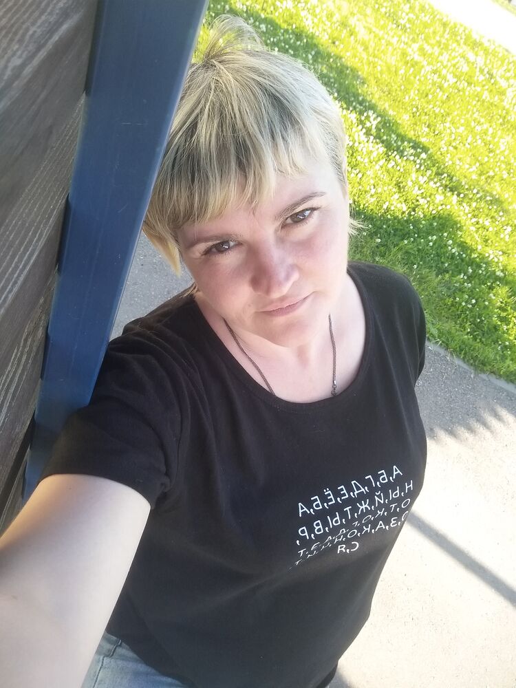  46533327  , 44 ,    