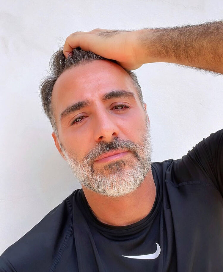  ,   Karim, 49 ,   ,   