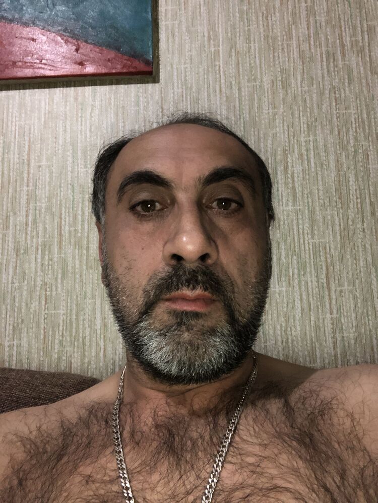  24203247  , 44 ,    