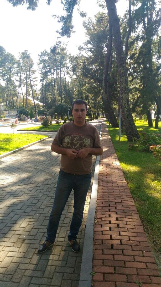  9738347  Haykoo, 39 ,    