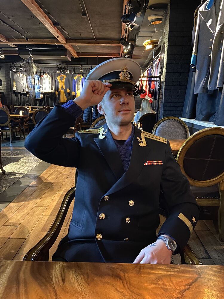  38630847  Kirill, 38 ,    