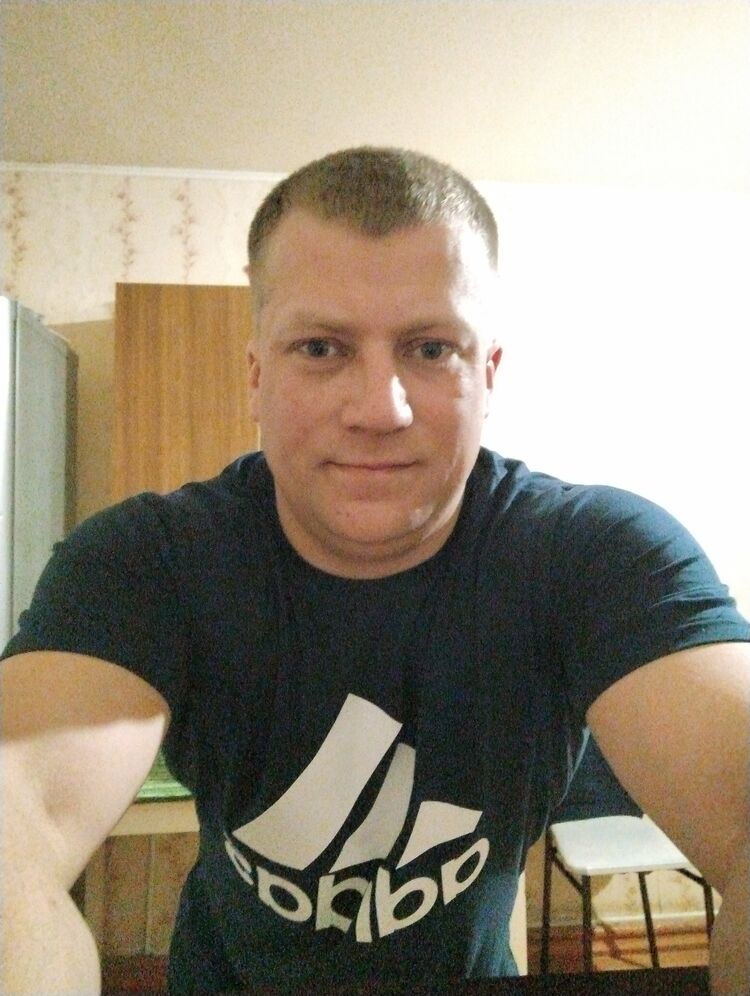  ,   Ilya, 36 ,   ,   , c , 
