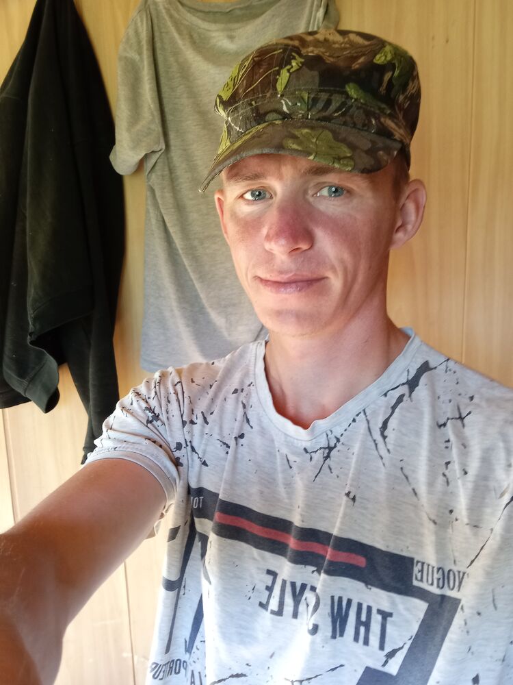  ,   Grigory, 35 ,   ,   